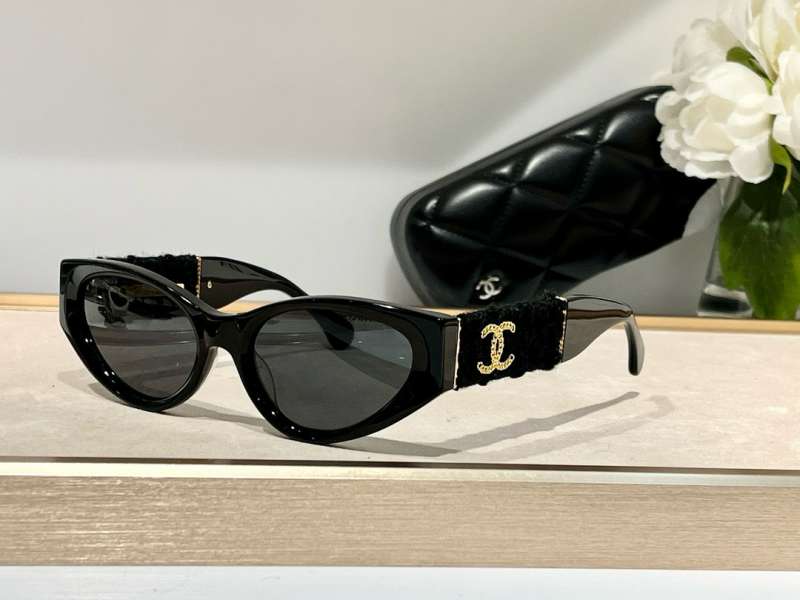 Picture of Chanel Sunglasses _SKUfw56678043fw